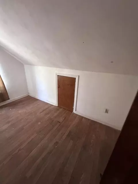 26 Miner St, Springfield, MA 01109 photo 15