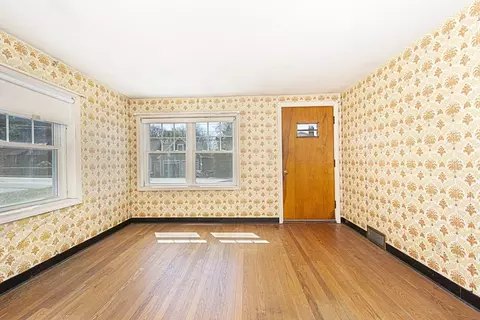 73 Appleton Rd, Auburn, MA 01501 photo 9