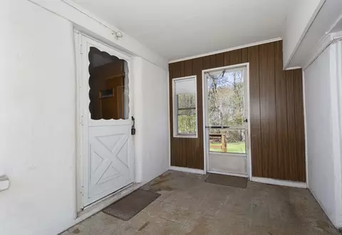 73 Appleton Rd, Auburn, MA 01501 photo 3