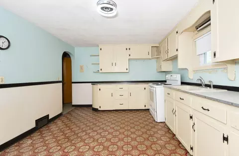 73 Appleton Rd, Auburn, MA 01501 photo 4
