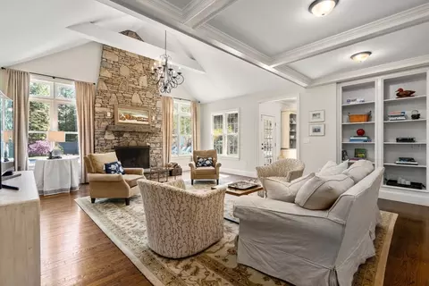 58 Pine St, Dover, MA 02030 photo 5