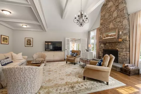 58 Pine St, Dover, MA 02030 photo 4