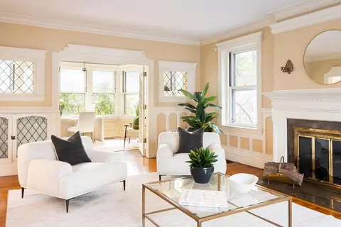 87 Crowninshield Rd, Brookline, MA 02446 photo 7