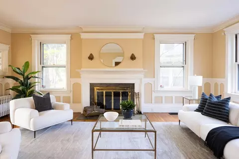 87 Crowninshield Rd, Brookline, MA 02446 photo 10