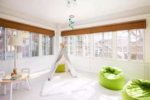 87 Crowninshield Rd, Brookline, MA 02446 photo 19