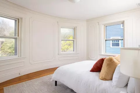 87 Crowninshield Rd, Brookline, MA 02446 photo 21