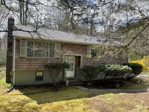 291 Ware St, Mansfield, MA 02048 photo 4