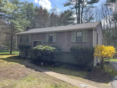 291 Ware St, Mansfield, MA 02048