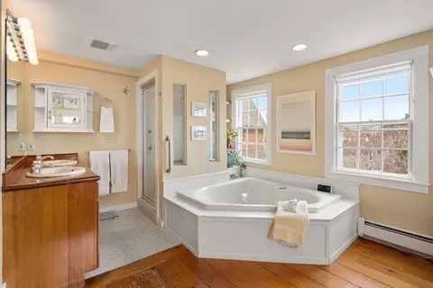 10 Hooper St, Marblehead, MA 01945 photo 22