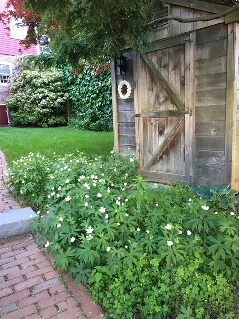 10 Hooper St, Marblehead, MA 01945 photo 37