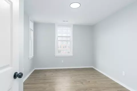 8 Pond St, Worcester, MA 01604 photo 19