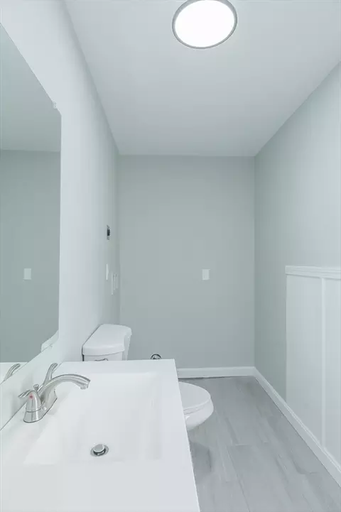 8 Pond St, Worcester, MA 01604 photo 12