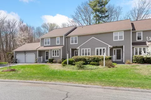 55 Godfrey Ln #55, Milford, MA 01757