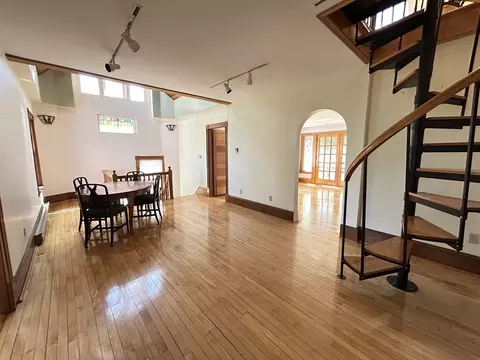13 Circuit Ave E, Worcester, MA 01603 photo 7