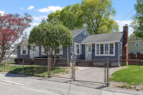 19 Cosgrove St, Lowell, MA 01852