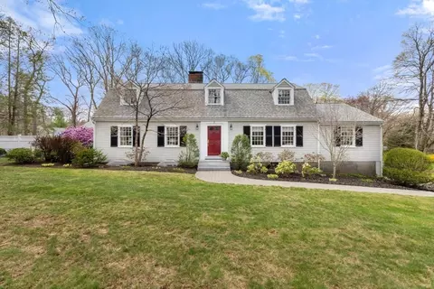 2 Yorkshire Rd, Dover, MA 02030