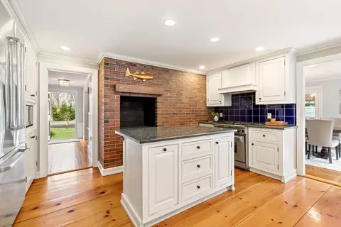 2 Yorkshire Rd, Dover, MA 02030 photo 13