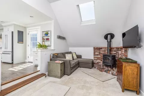 2 Mitchell Rd, Marblehead, MA 01945 photo 6