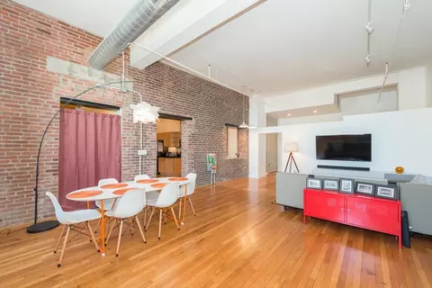 70 Exchange St #205, Lynn, MA 01901