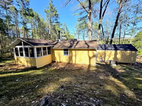 60 Camp Rd, Leverett, MA 01054 photo 4