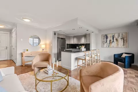 151 Tremont St #8S, Boston, MA 02111