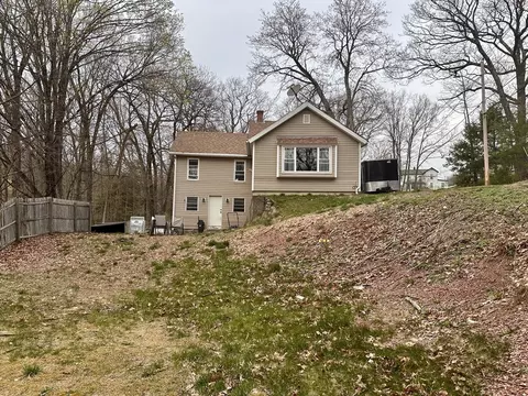 32 High St, Erving, MA 01344 photo 2
