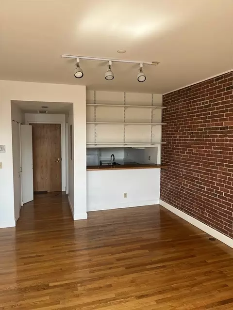 5 Appleton #5E, Boston, MA 02116 photo 3