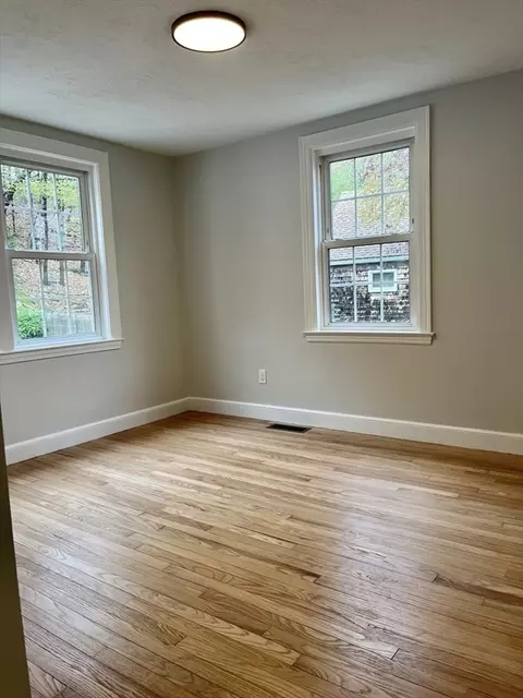 Bedroom - 69 Brookside Rd, Braintree, MA 02184 photo 6 of 6