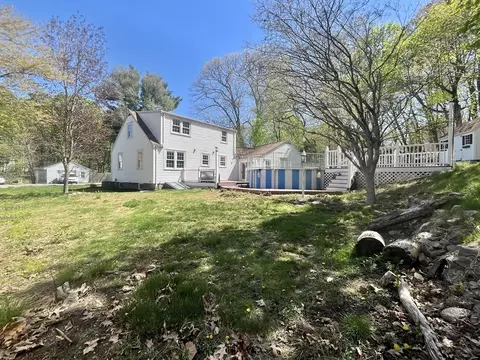Exterior - 69 Brookside Rd, Braintree, MA 02184 photo 2 of 3