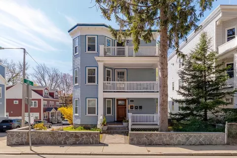 95 Carolina Ave #3, Jamaica Plain, MA 02130