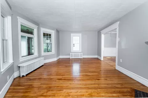Living - 126 Summerfield St, Fall River, MA 02720 photo 4 of 8