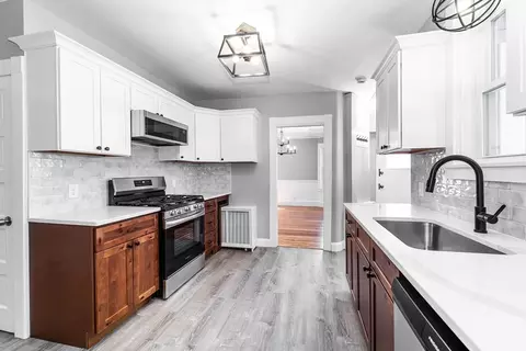 Kitchen - 126 Summerfield St, Fall River, MA 02720 photo 3 of 4