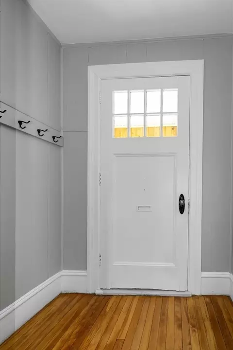 Entry Way - 126 Summerfield St, Fall River, MA 02720 photo 6 of 7