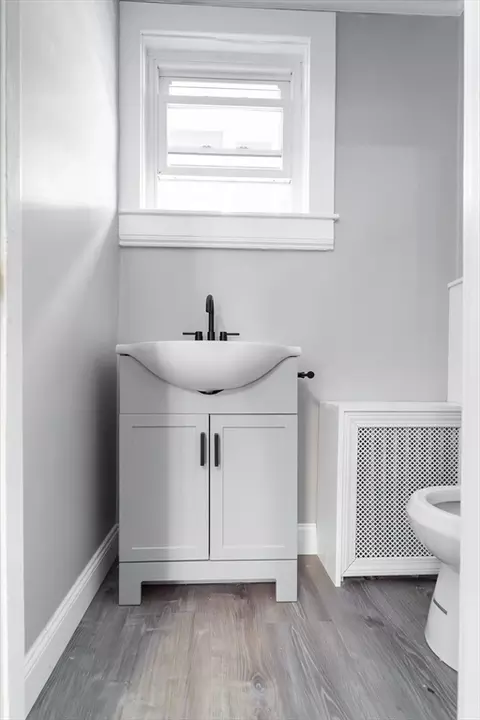 Bath - 126 Summerfield St, Fall River, MA 02720 photo 2 of 4