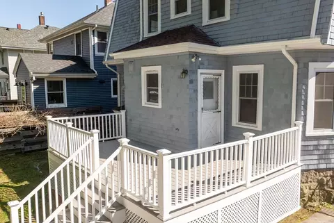 Exterior - 126 Summerfield St, Fall River, MA 02720 photo 5 of 9
