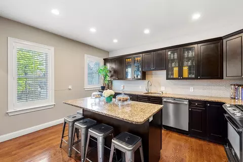 12 Moultrie St #1, Dorchester Center, MA 02124