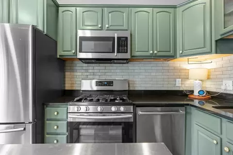 496 E 6th St #2, Boston, MA 02127 photo 9