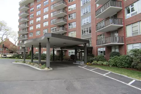 280 Boylston St #304, Newton, MA 02459