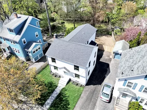 80 Willowdean Ave, Boston, MA 02132