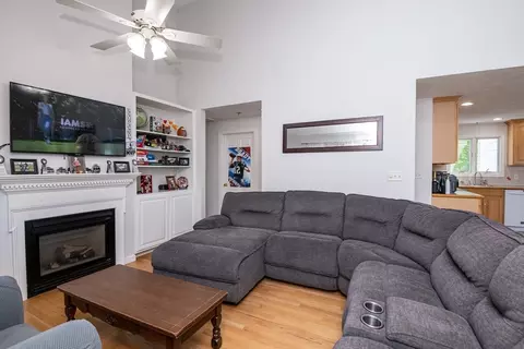 9 Macarthur Blvd, Danvers, MA 01923 photo 23