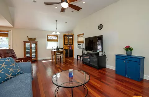 9 Macarthur Blvd, Danvers, MA 01923 photo 4