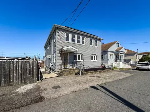 71 Pitcairn St, Revere, MA 02151