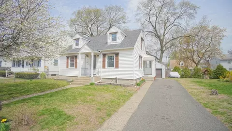 41 Parallel St, Springfield, MA 01104 photo 2