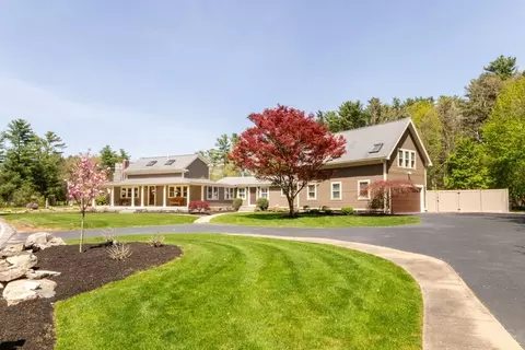 115 Lincoln Rd, Walpole, MA 02081