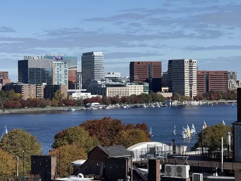 View/Area - 4 Charlesgate E #604, Boston, MA 02215 photo 6 of 7