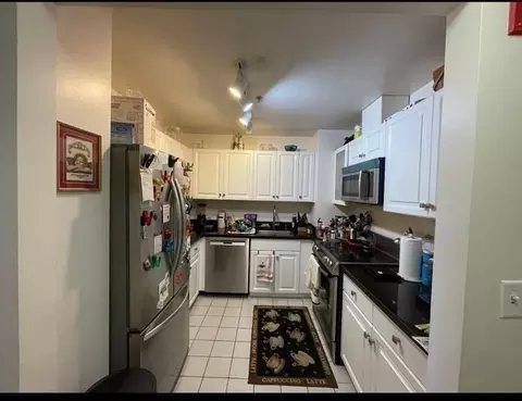 Kitchen - 4 Charlesgate E #604, Boston, MA 02215 photo 1 of 1