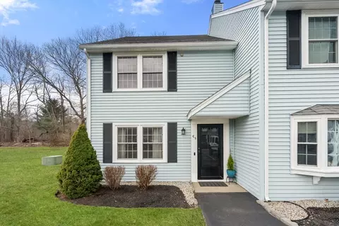 728 Auburn St #C1, Whitman, MA 02382