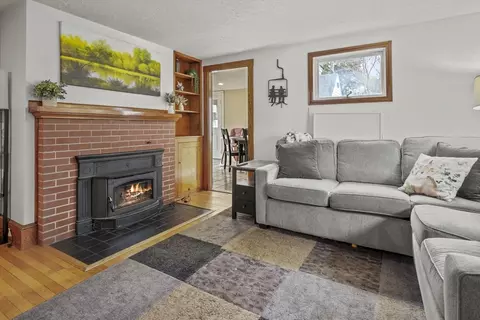 1 Whitney Ave, Maynard, MA 01754 photo 3