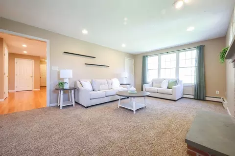 Living - 16 Jasons Path, Walpole, MA 02081 photo 8 of 8