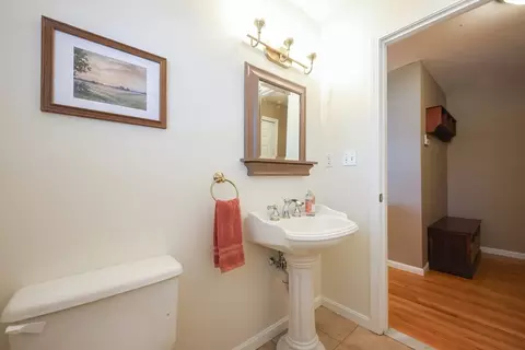 Bath - 16 Jasons Path, Walpole, MA 02081 photo 1 of 5